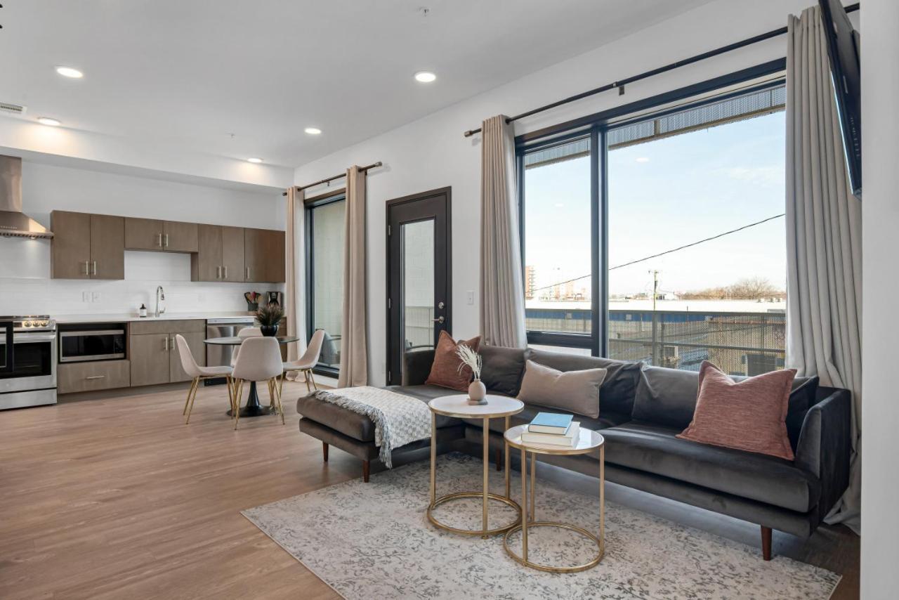 Вилла Gulch Located With 4 Beds, Pool, Private Patio And Secure Parking Нэшвилл Экстерьер фото