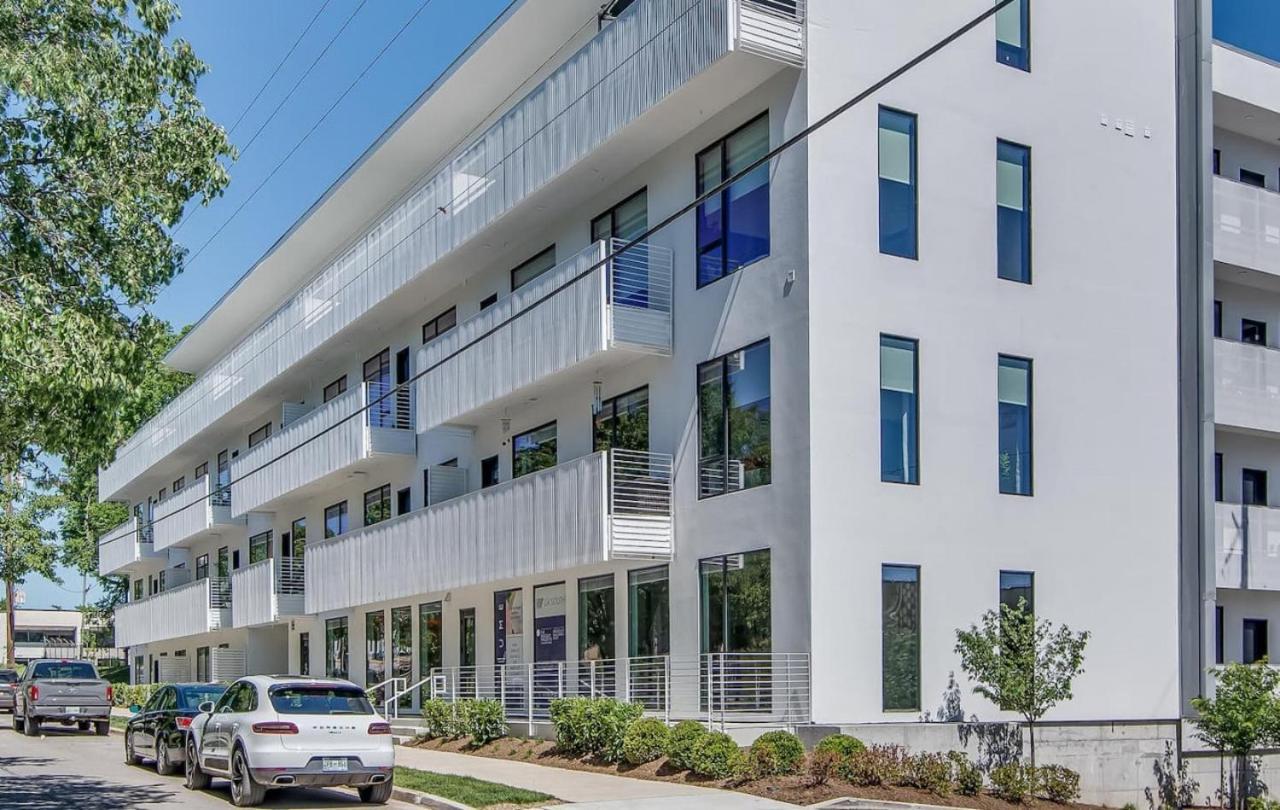 Вилла Gulch Located With 4 Beds, Pool, Private Patio And Secure Parking Нэшвилл Экстерьер фото